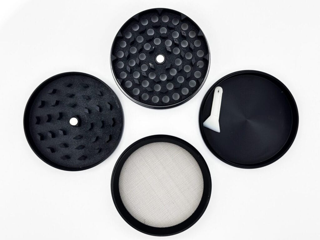 black 4 piece grinder