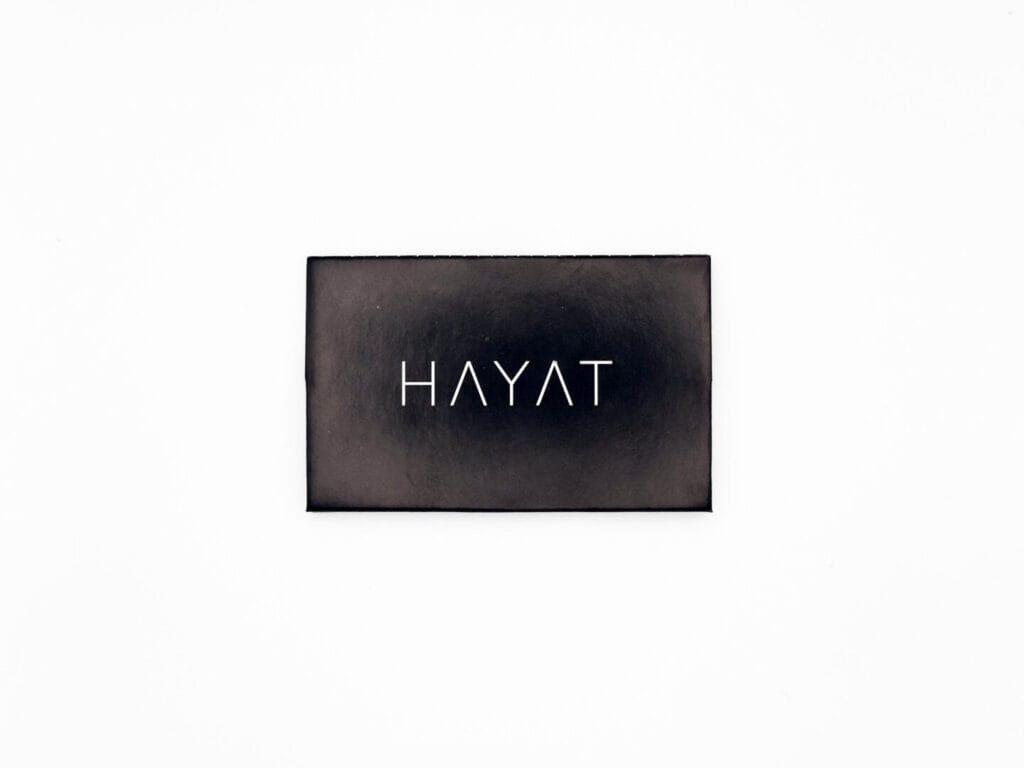 custom rolling papers with magnetic closure