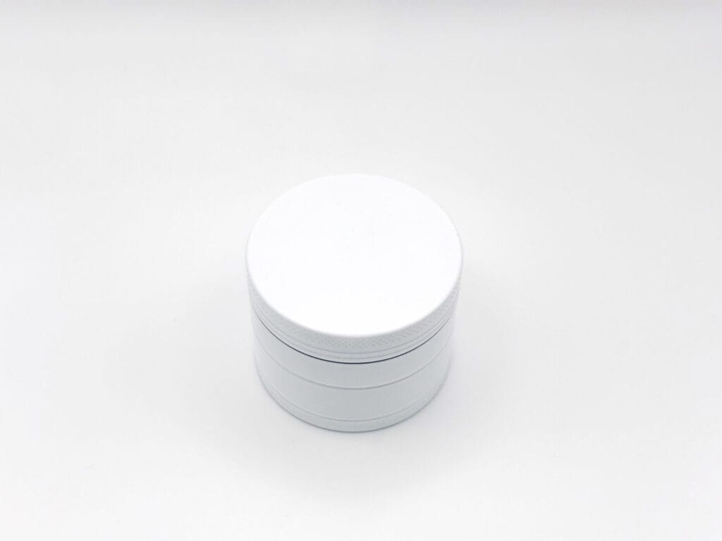 closed white 4 piece grinder